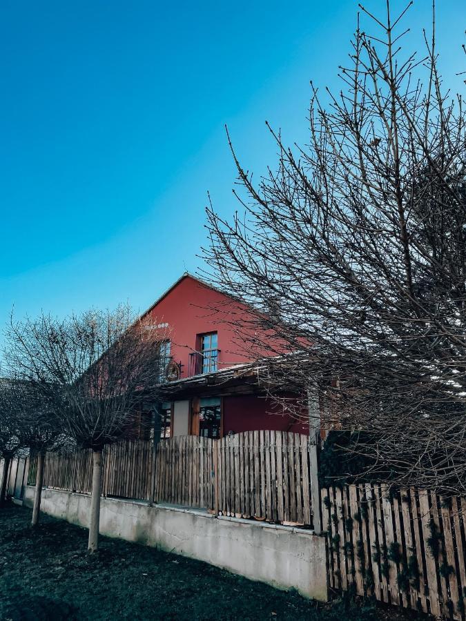Penzion Na Vosverku Čelákovice Exterior foto